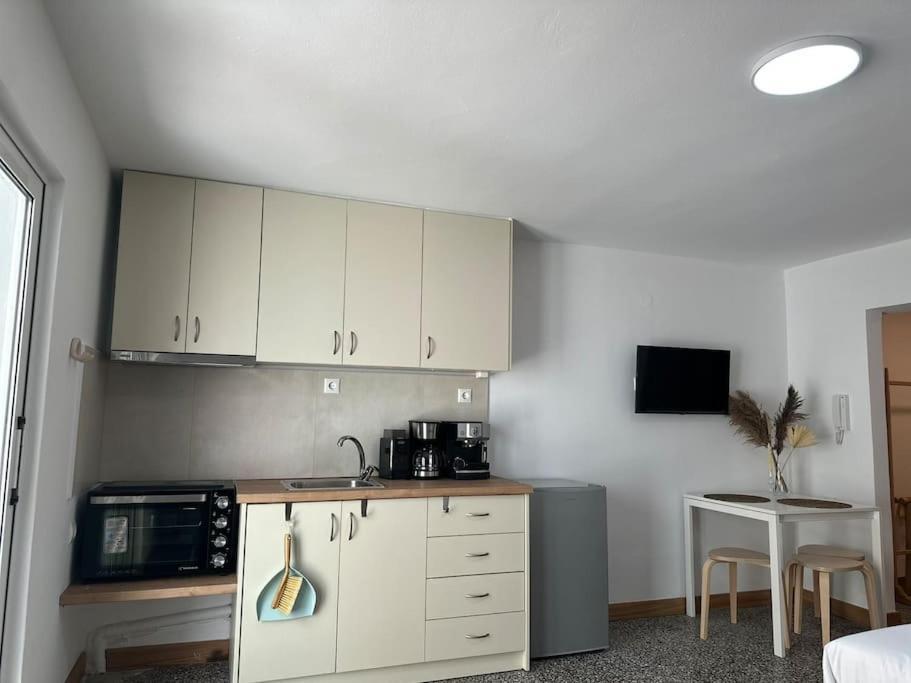 Mk City Apartment Near Dowtown Iráklio Kültér fotó